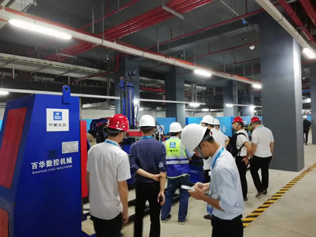 2019-4-29 某公司来百华进行实地考察自动焊机设备产品
