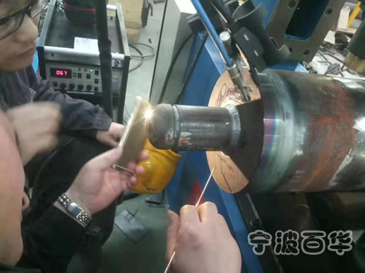 悬臂式管道自动焊机企业应用
