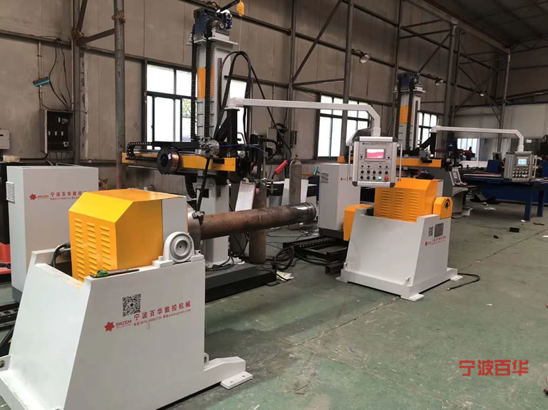 两台悬臂式管道自动焊机发往山西忻州防腐管道企业用户