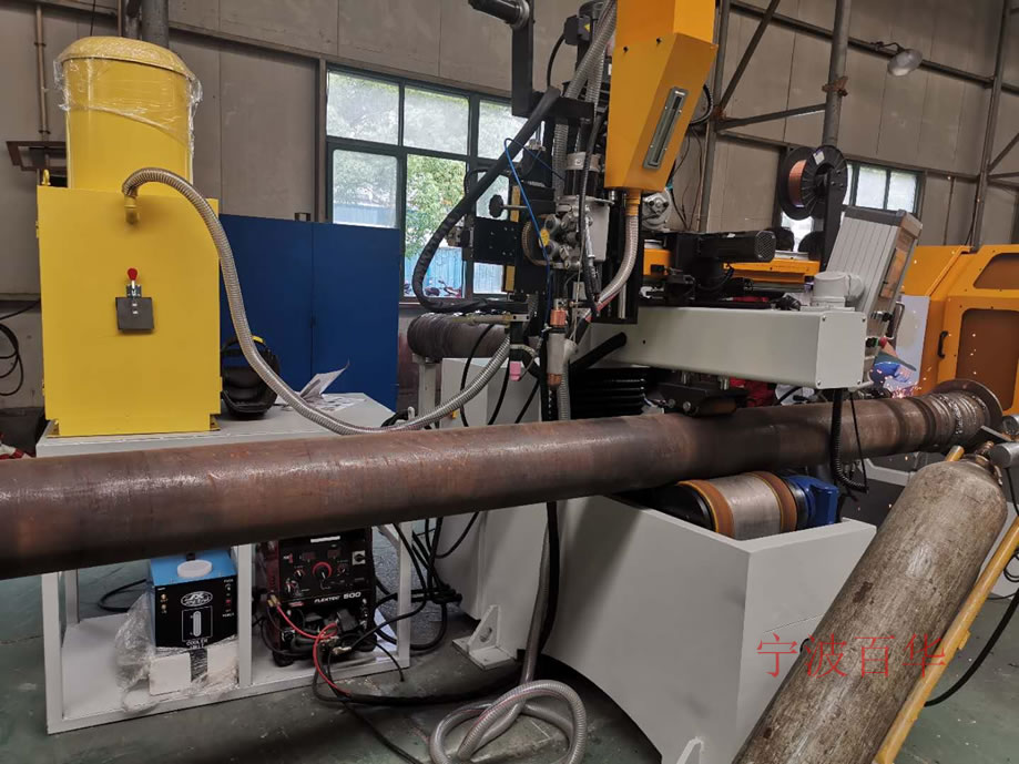 大型重载管道自动焊机出厂前技术调试试焊
