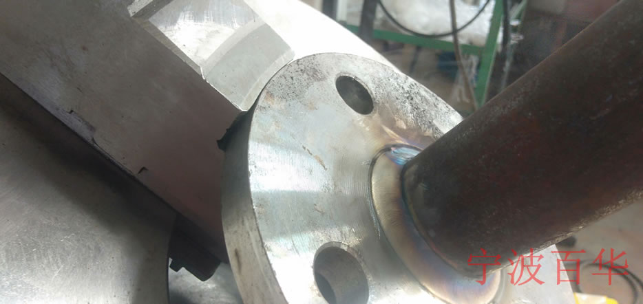 管道自动焊机焊接小管径的直管法兰